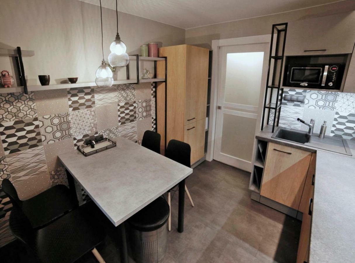 Great Location, Stylish Apartment Jūrkalne Exteriör bild